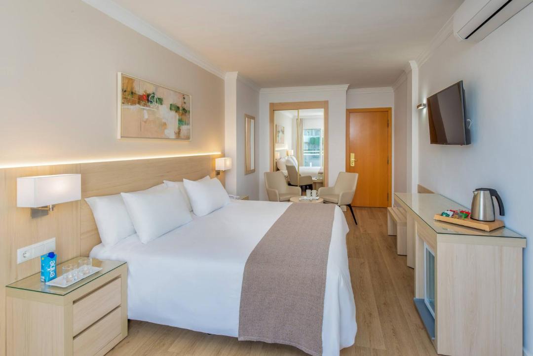 Hotel Las Arenas, Affiliated by Meliá 1