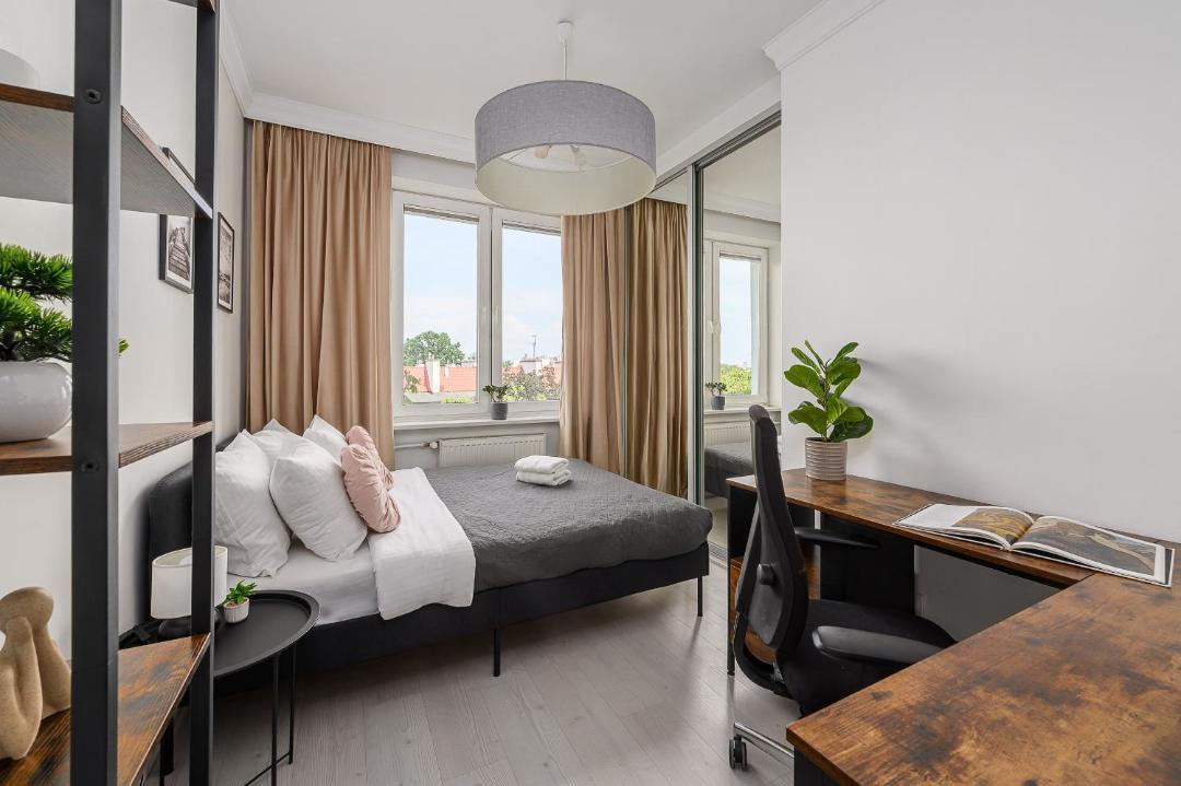 Lumina I 3-room Apartment near the Warszawianka Water Park I Metro 1