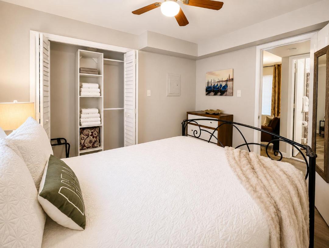 The Best Midtown Location in Atlanta by Piedmont Park 2 miles to Downtown and Mercedes Benz Stadium 1