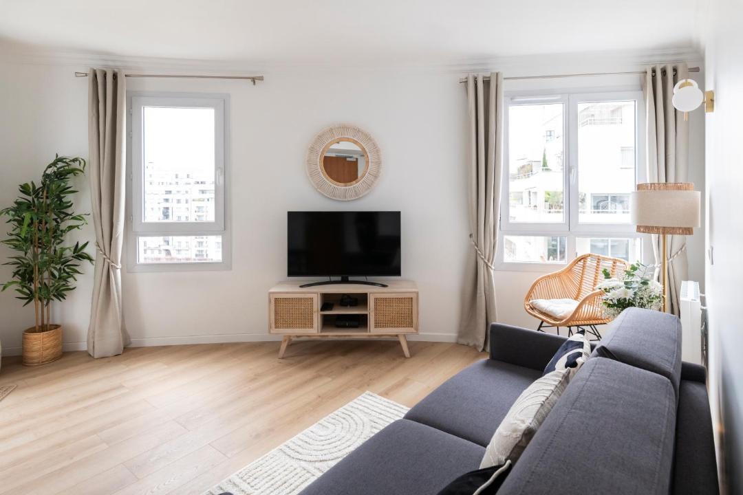 Beautiful apartment with terrace and parking 1