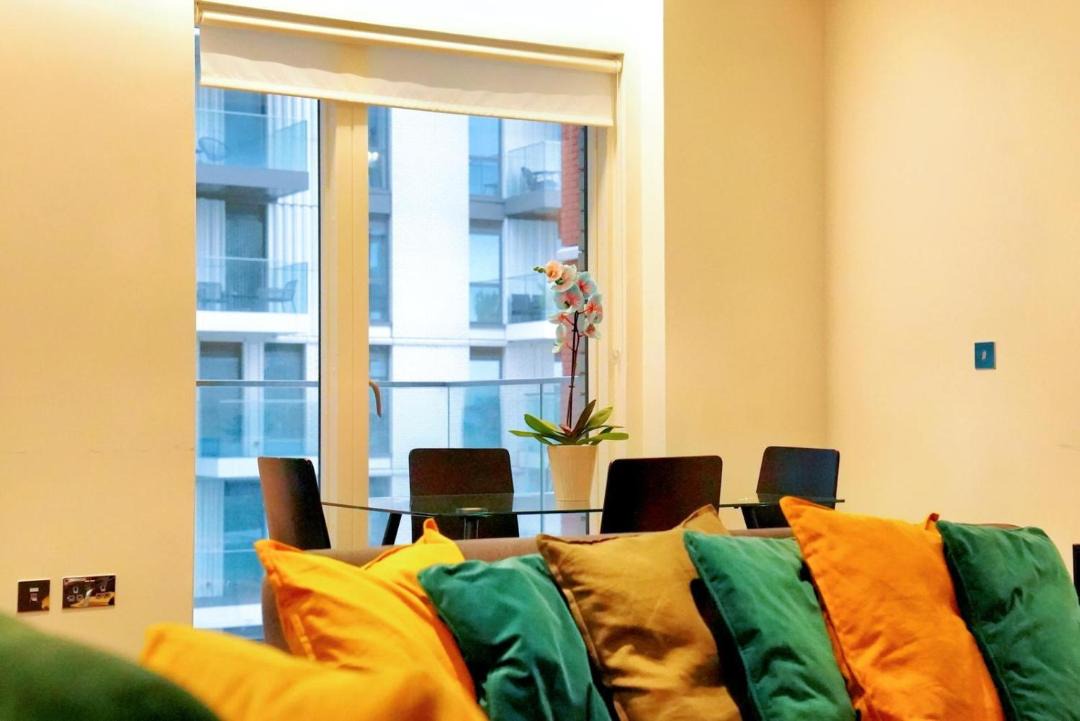 2 Bed Central Apartment Near Battersea by Mario - Free WiFi 1