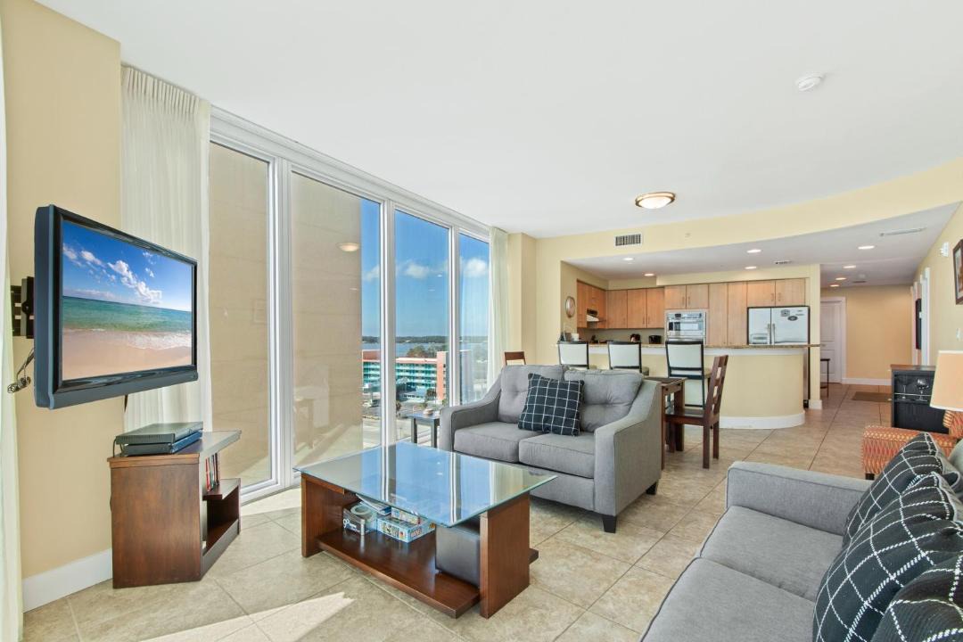 Island Tower 903 1