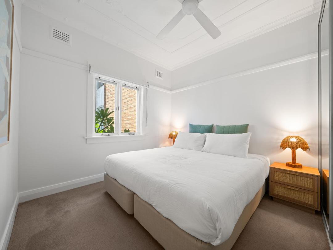 The Warners Bondi 1