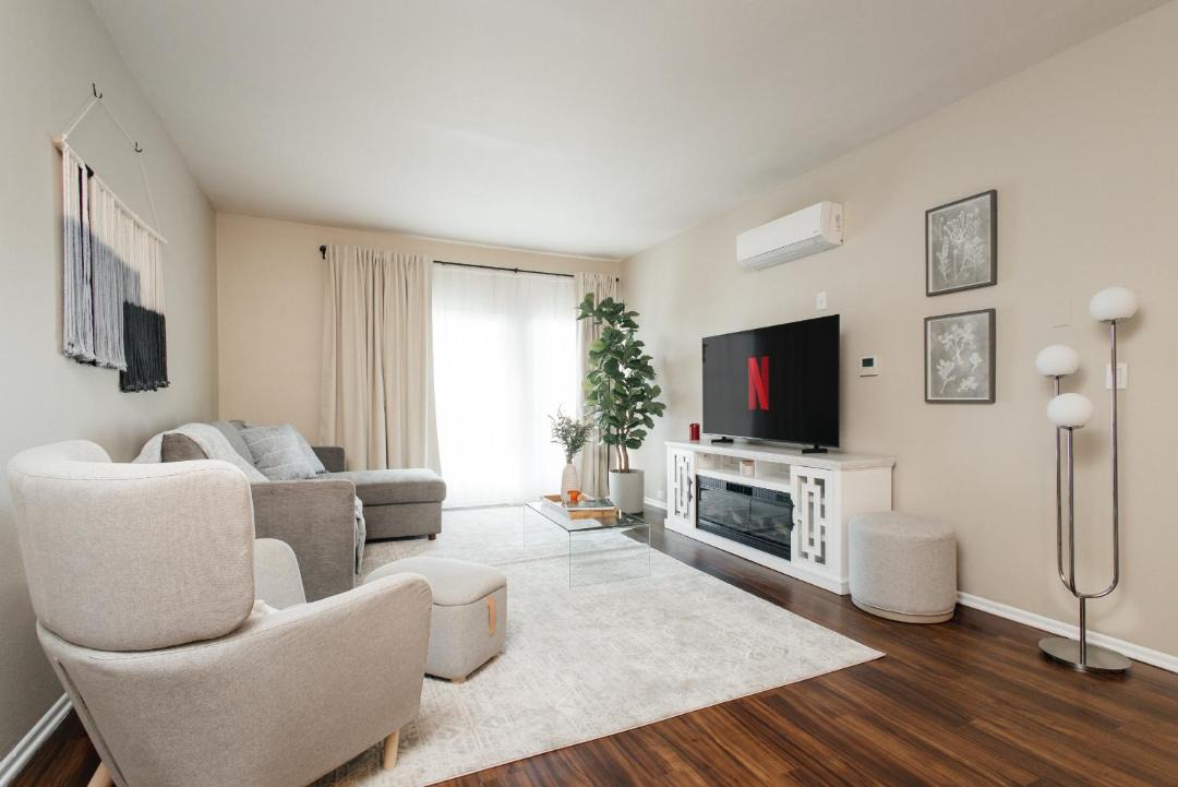 Urban 1BR in Prime Location 1