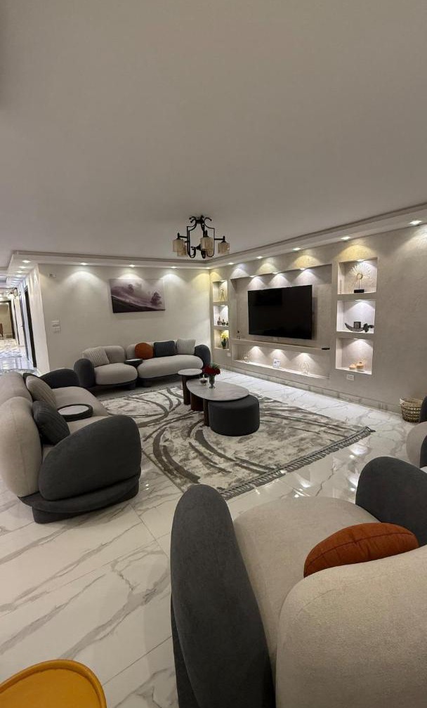 Luxury hotel apartment in Dokki, Mosadeq Street 1