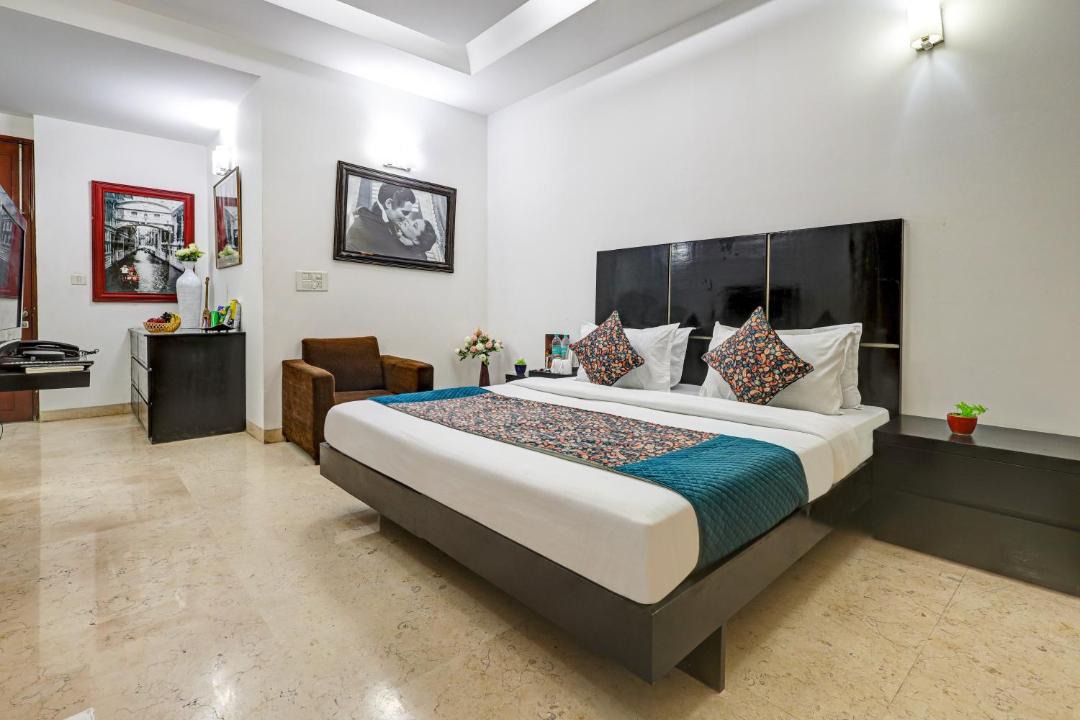 Floryn Stayz-Huda City Centre 1