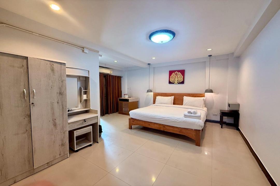 TJR Boutique Hotel 1