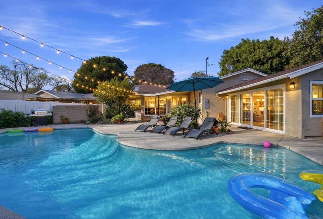4BR Home near Universal - Private Pool, BBQ, Free Parking 1