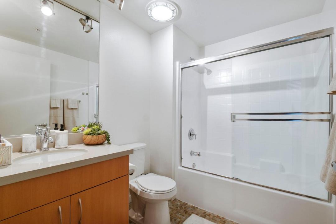 14 Santa Monica Gorgeous Apartment 1