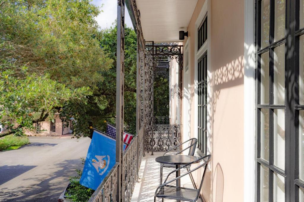 Garden District Hotel 1