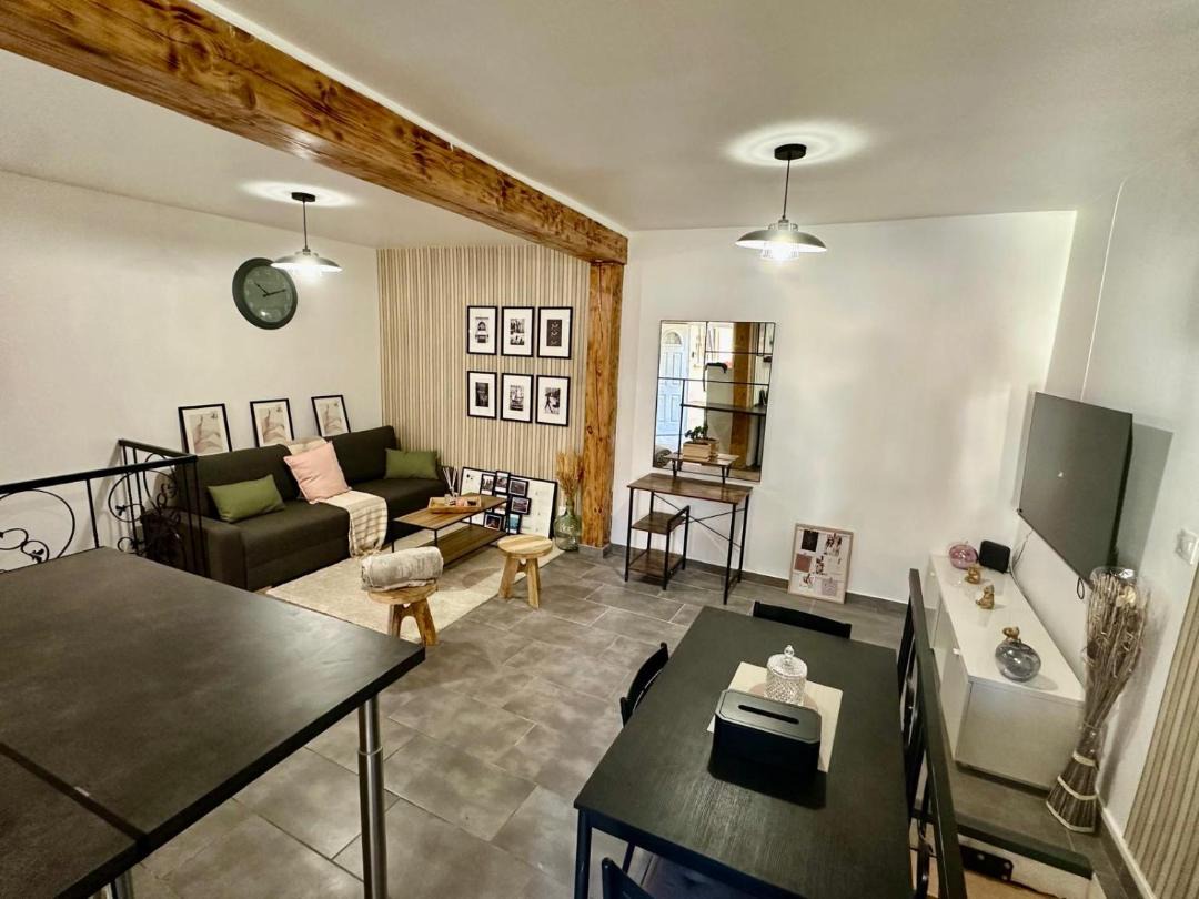 magnifique appartement cosy proches des puces 1