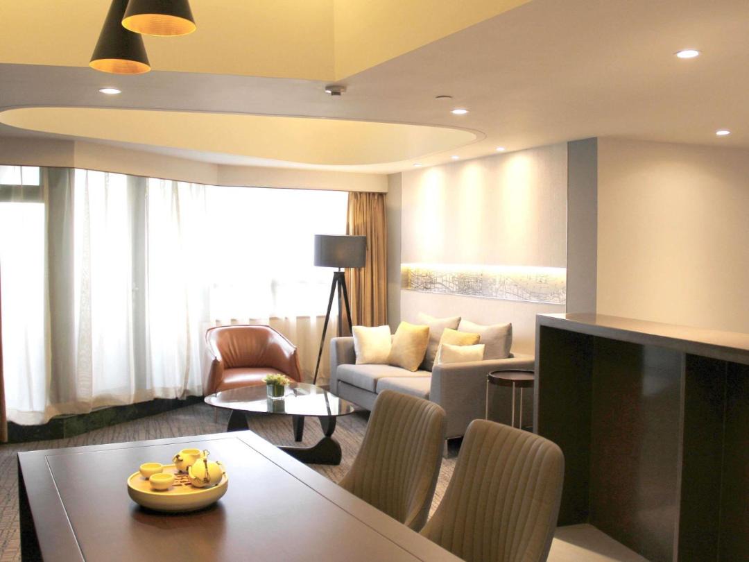 Grand Mercure Shanghai Hongqiao 1