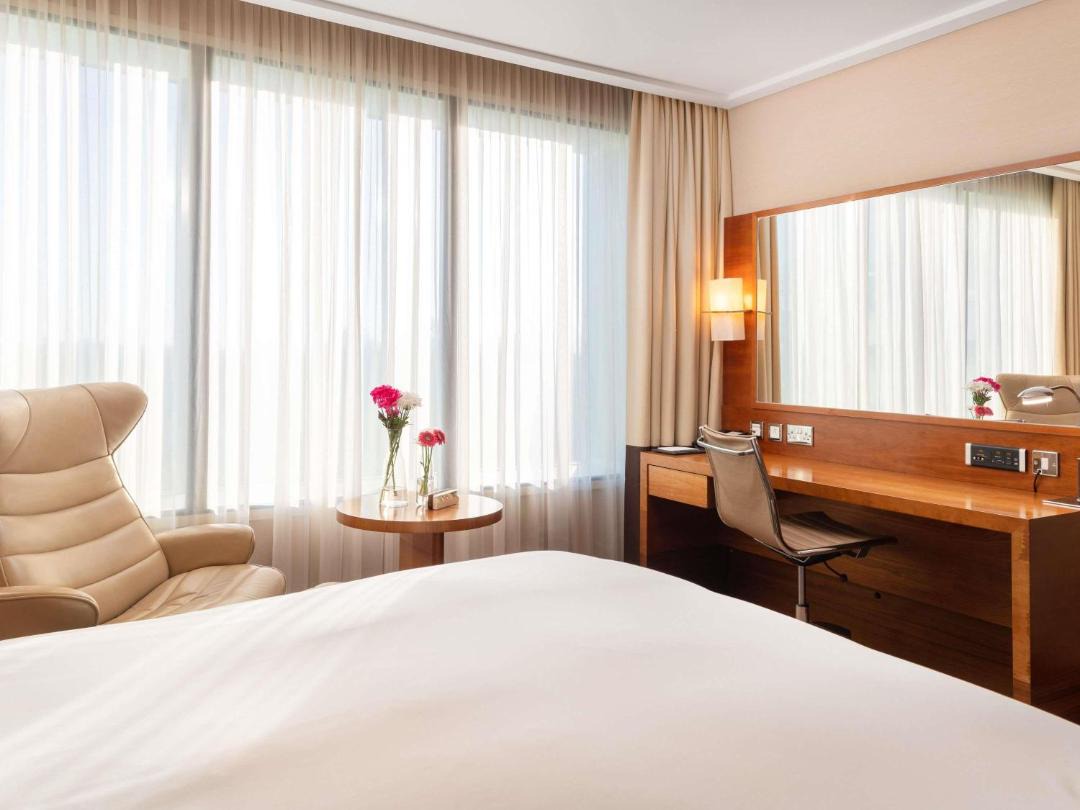 Sofitel London Heathrow 1