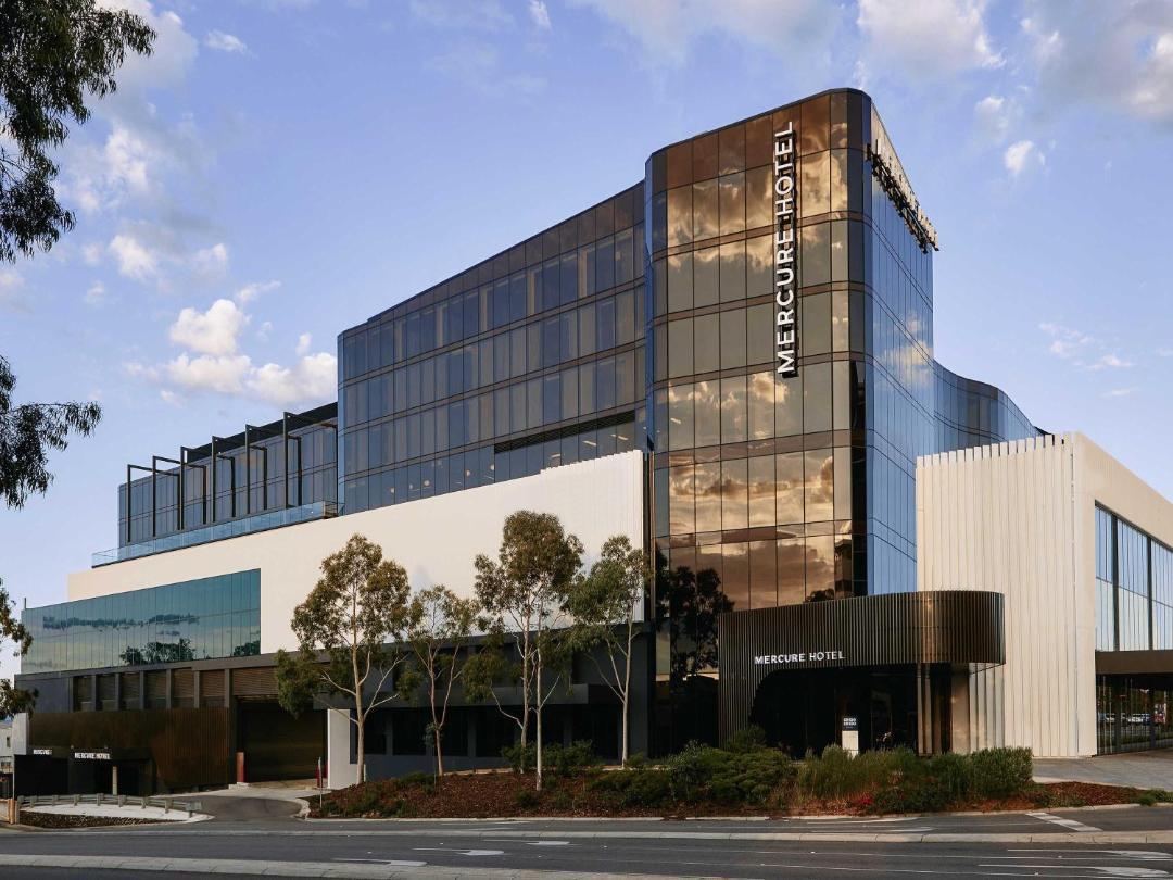 Mercure Melbourne Doncaster 1