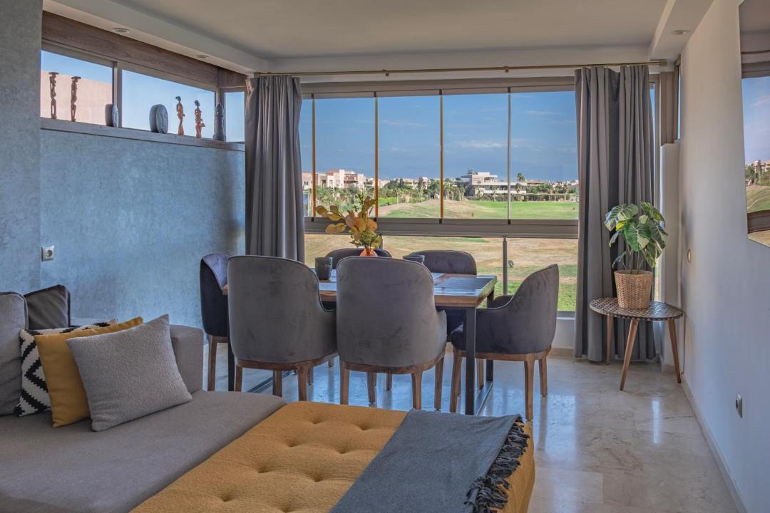 Prestigia, superbe appartement, vue sur golf, piscine et Atlas 1