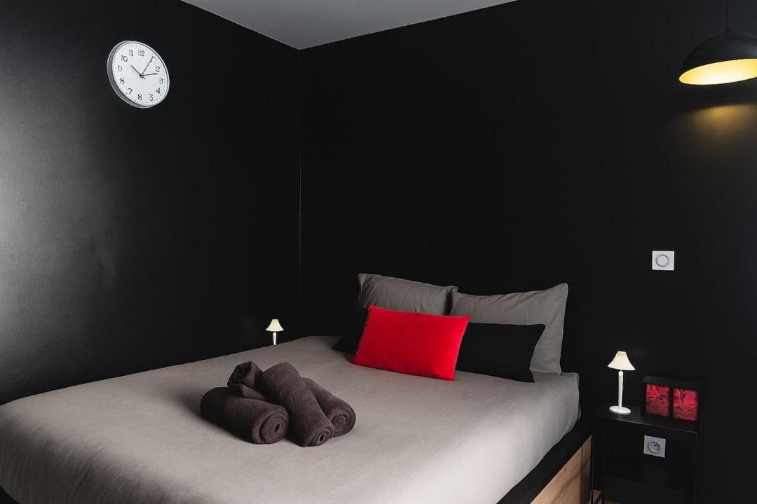 Charming Cozy Studio in Saint-Denis-Stade de France 1
