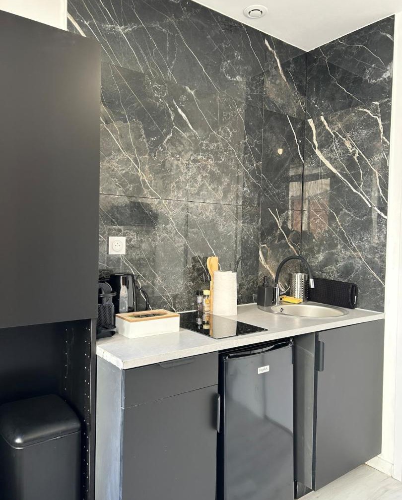 Charming Cozy Studio in Saint-Denis-Stade de France 1