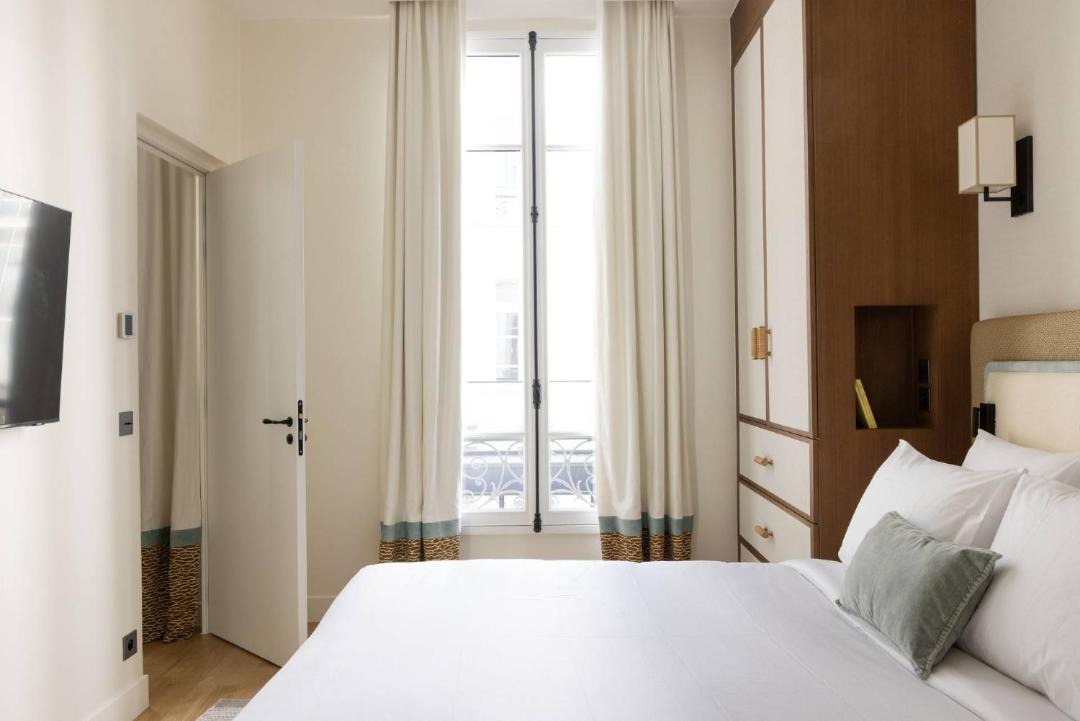 Luxurious Residence Saint Honore by onefinestay 1