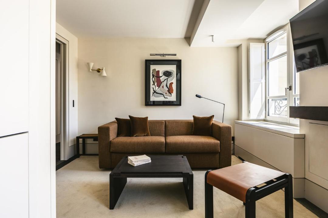 Mondovi Luxury Suites 1