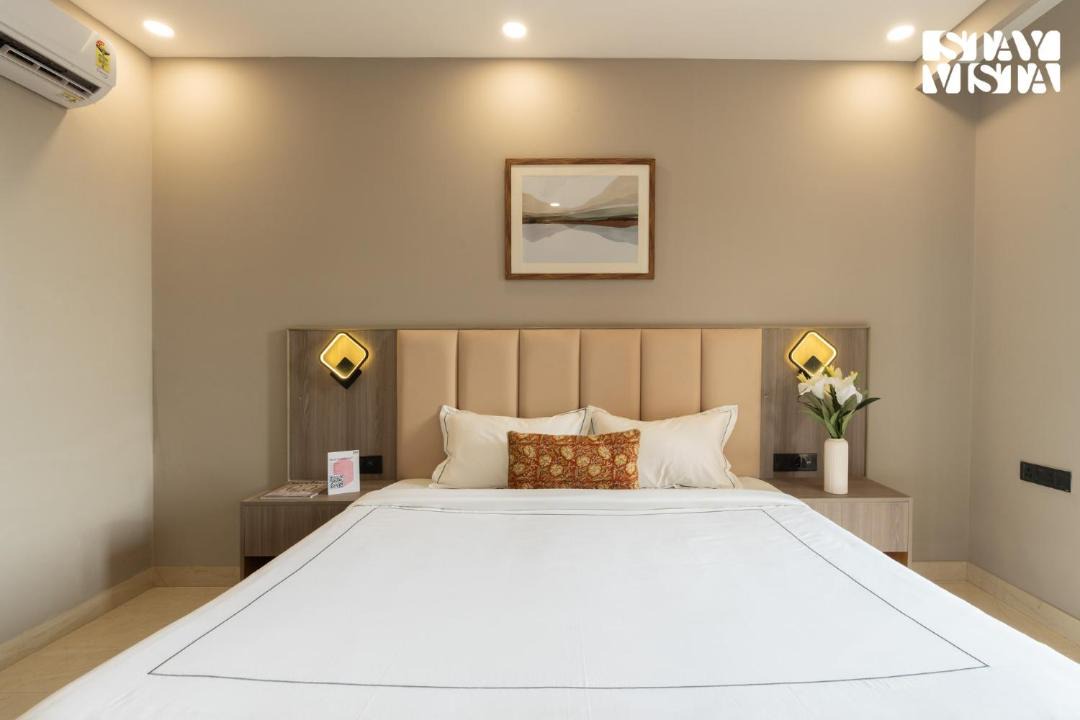 StayVista Residences near Cyber City Hub with Gym & Air Purifier 1