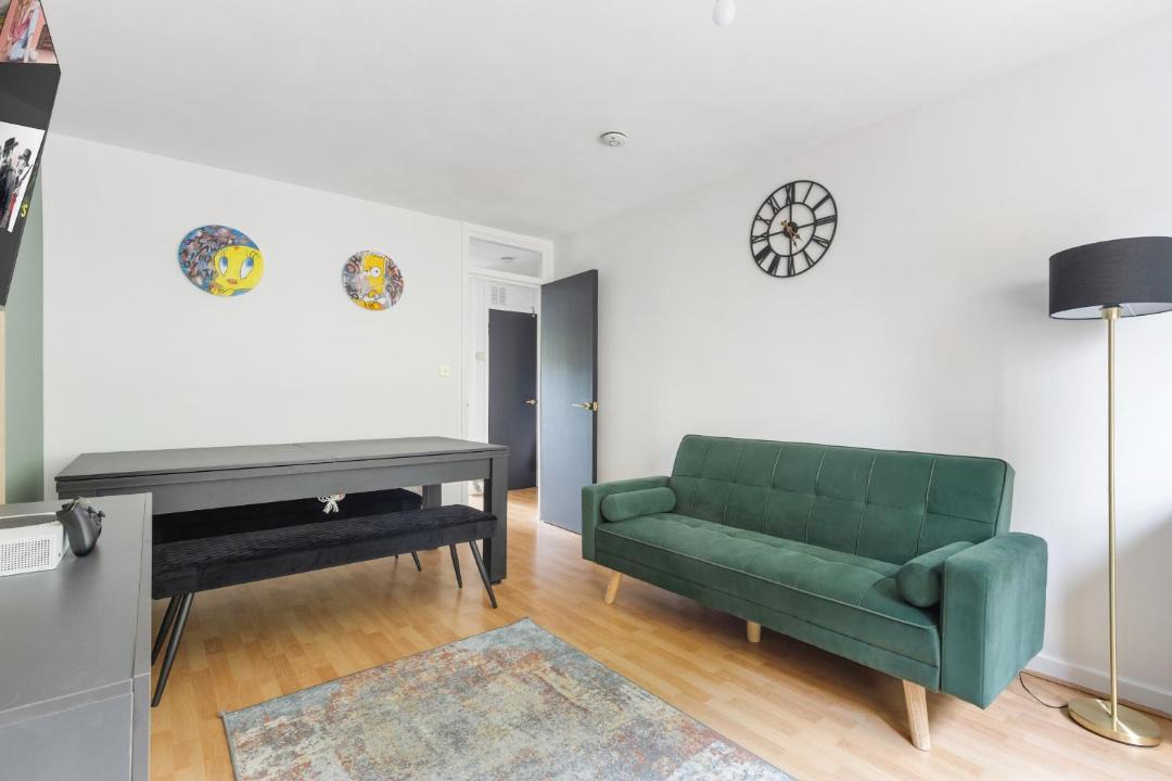 Cosy Clapham Junction Apartment 1