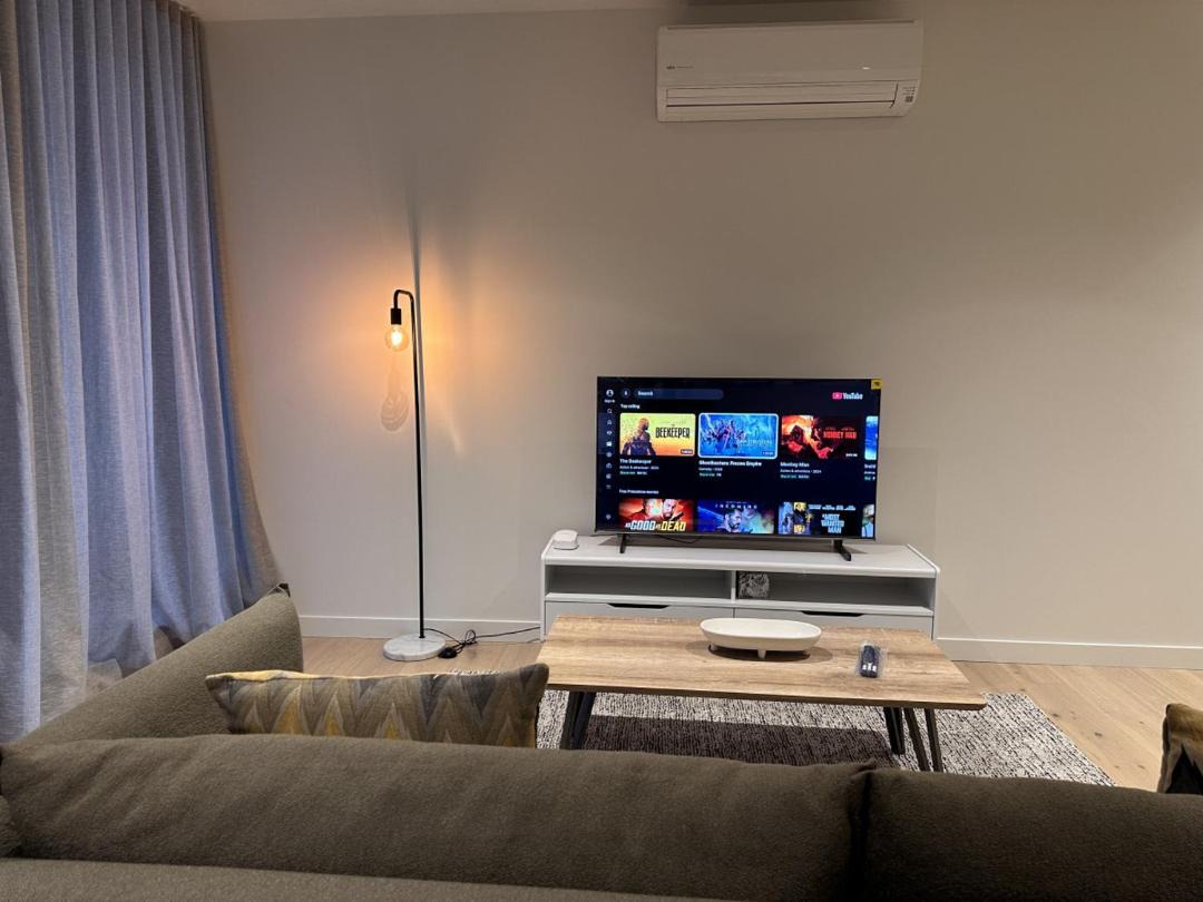 R Iconic Luxury Family Suite Perfect Holiday Home 1