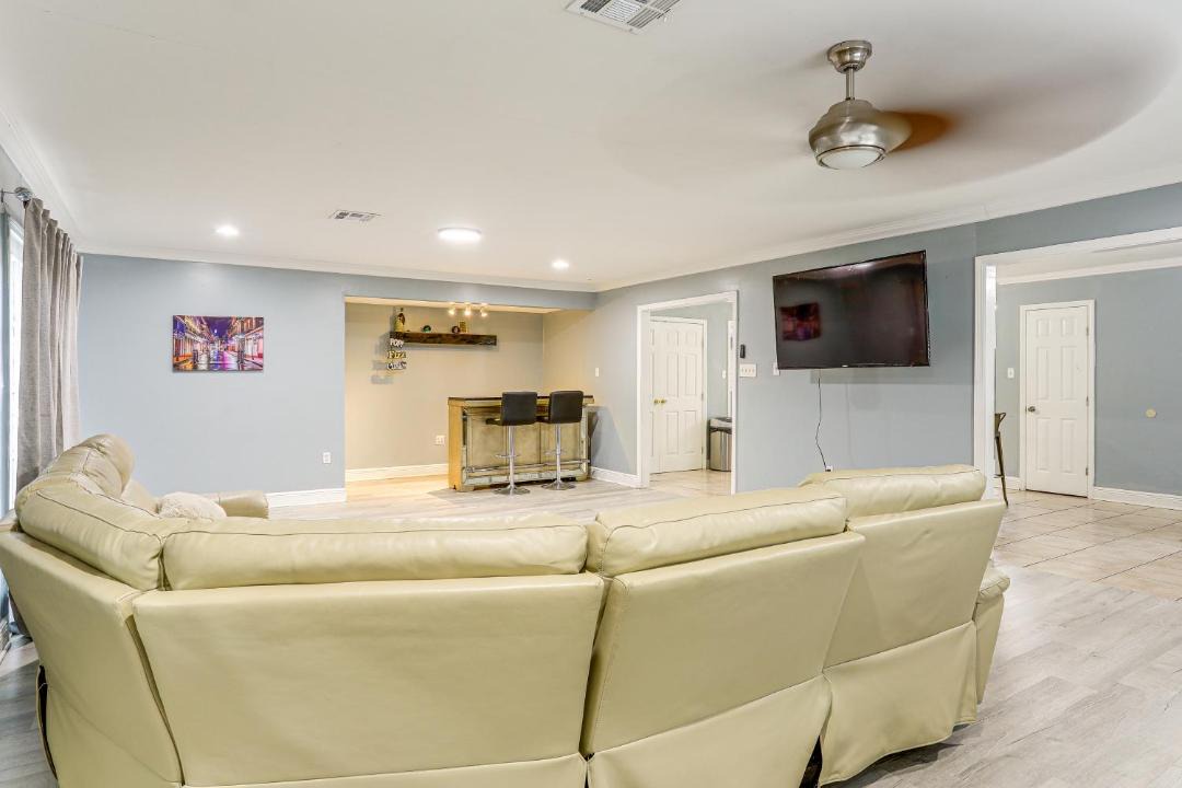 Fenced Backyard: Spacious New Orleans Home! 1
