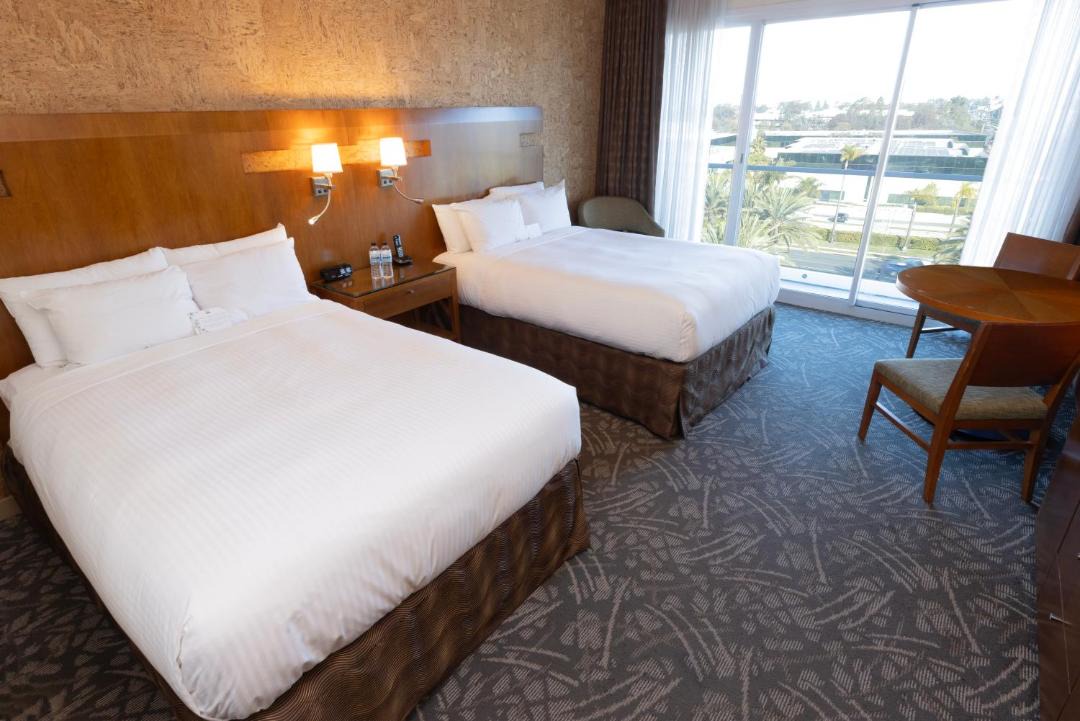 Miyako Hybrid Hotel Torrance 1