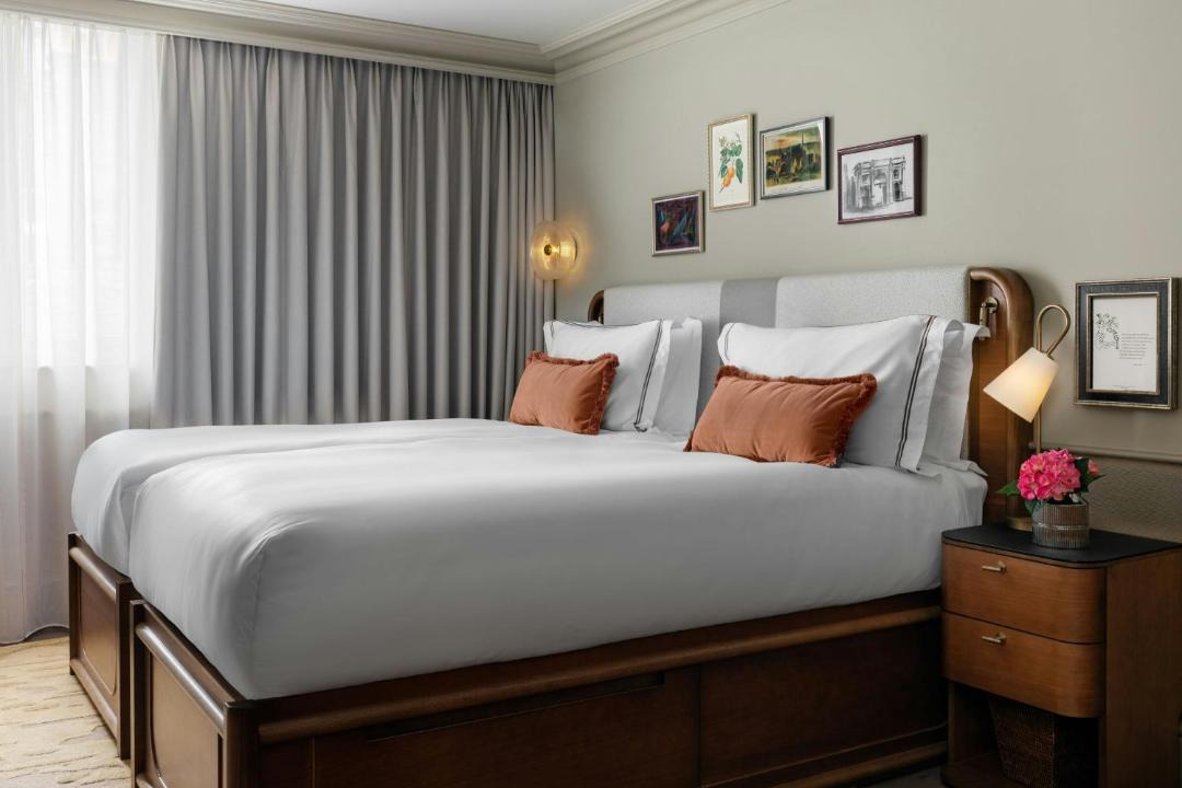 Montcalm Mayfair, Autograph Collection 1