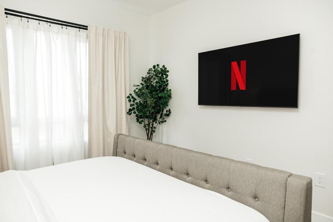 Central Quality 2 BD Apartment 1