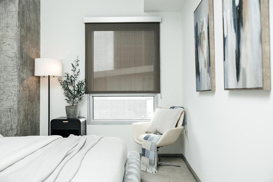 Hollywood Designer Apartment 1