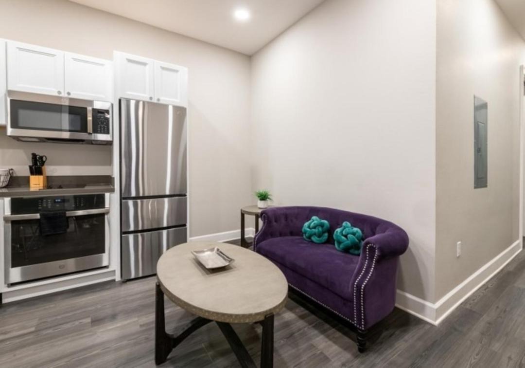 Bywater Suite Hotel 1