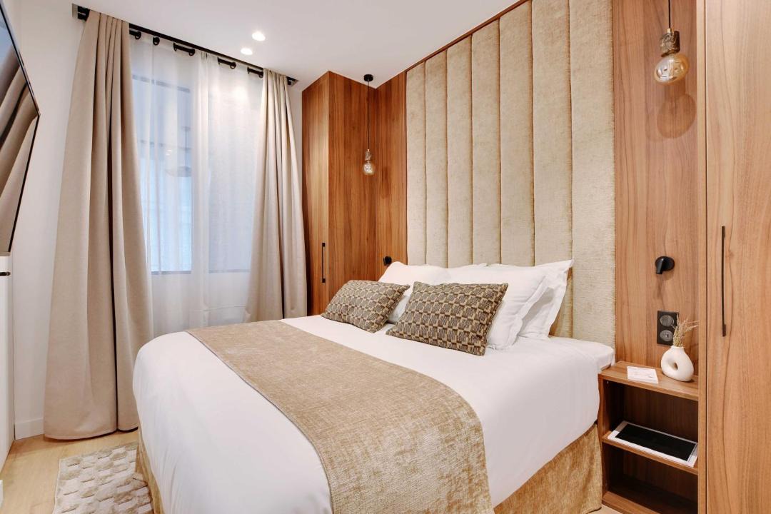 Elegant apartment with AC -2BR-6P- le Marais 1