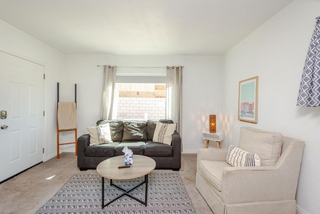 Solvang Bungalow A 1