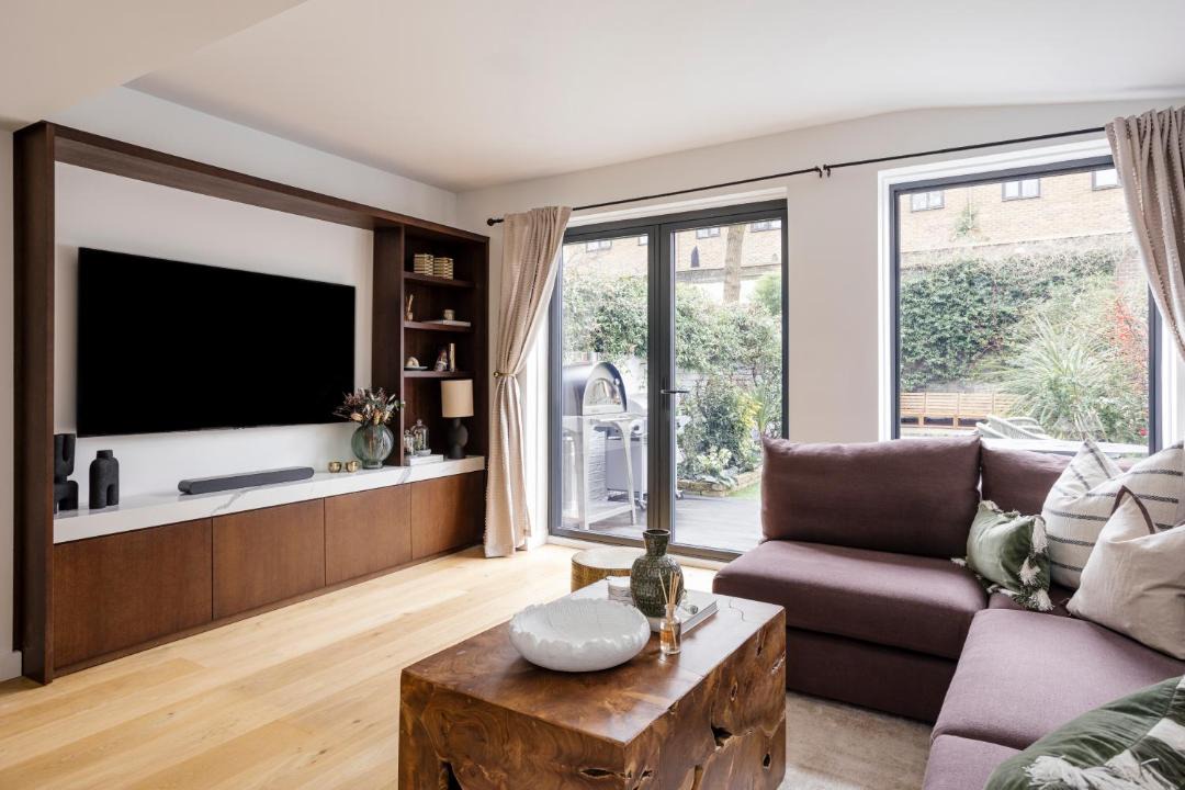 The Elegant Fulham Maisonette 1