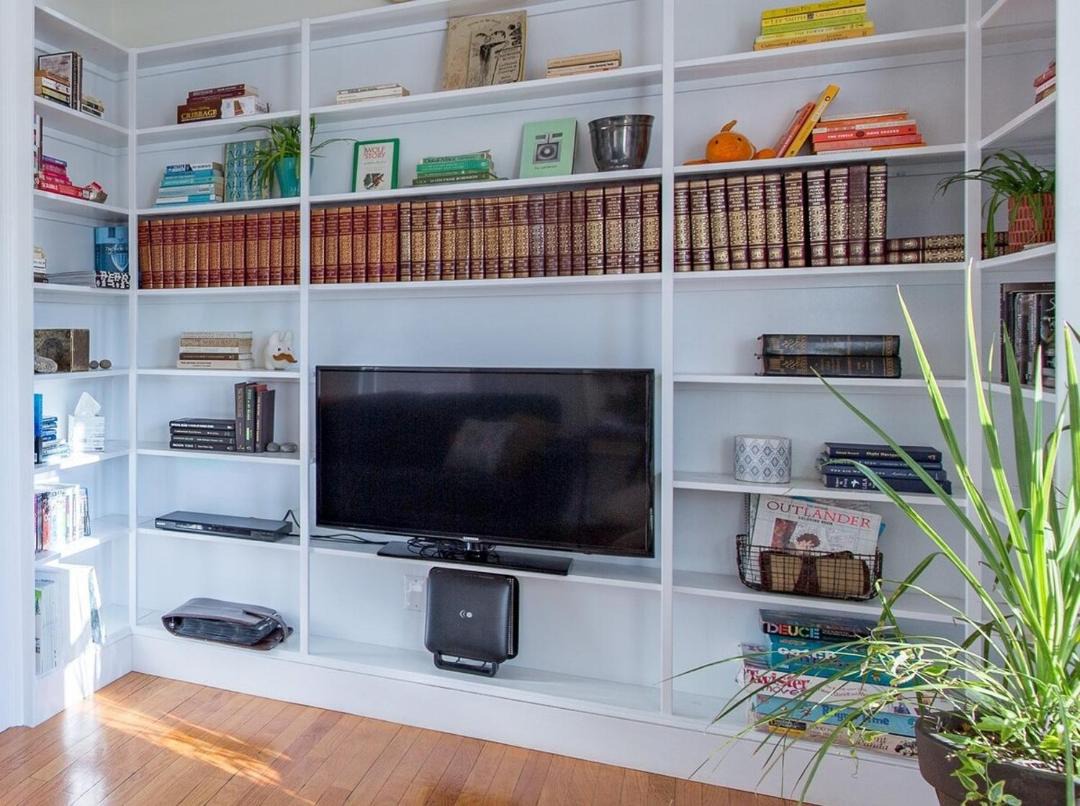 Peaceful Oasis on Munjoy Hill 1st flr 3BR parking 1