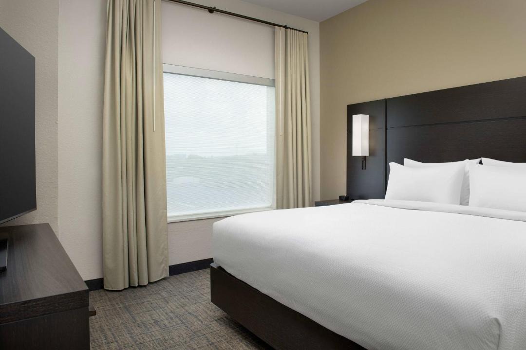 Residence Inn Doral Mall Area 1
