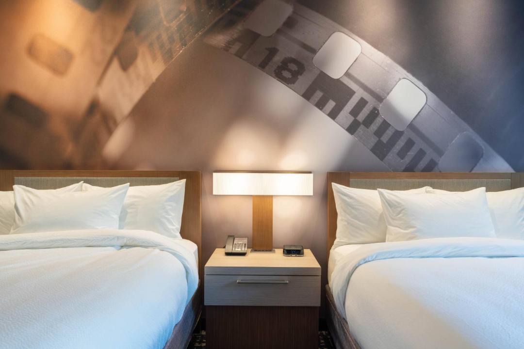 Courtyard by Marriott Thousand Oaks Agoura Hills 1
