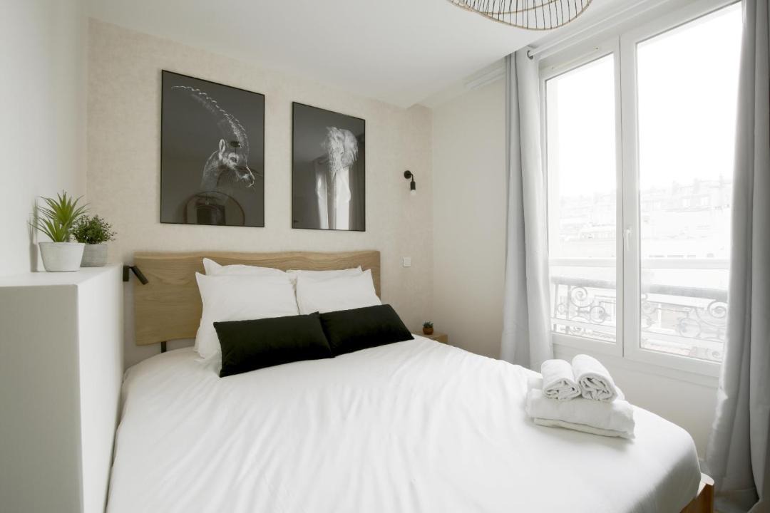 Relish Best Paris Baguette in Light-Filled Duplex 1