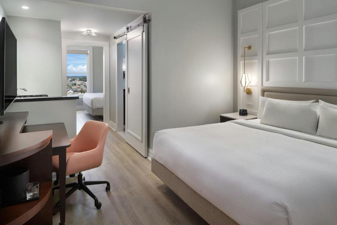 Courtyard by Marriott New Orleans French Quarter/Iberville 1