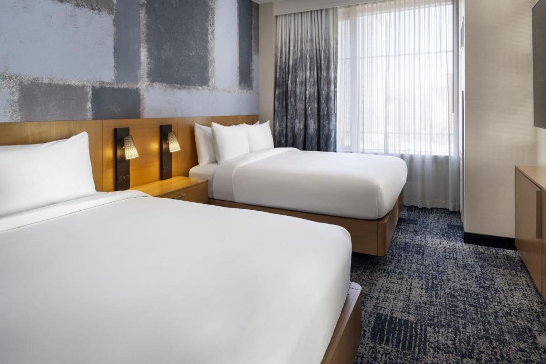 Courtyard by Marriott Los Angeles L.A. LIVE 1