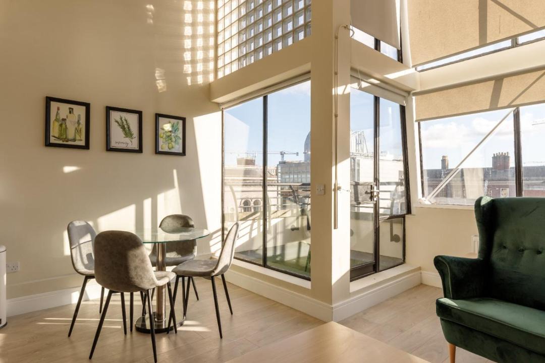 Dublin Castle Suites 1