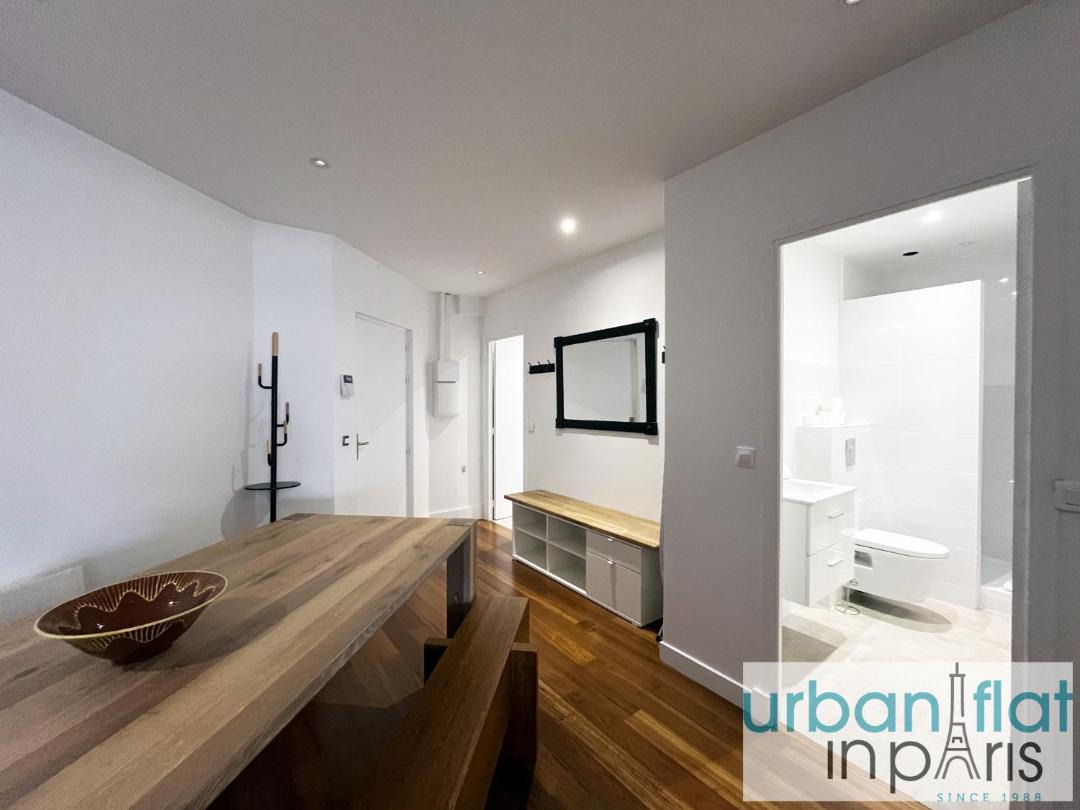 Urban Flat 168 - Spacious 1-Bedroom Apartment in Paris 1