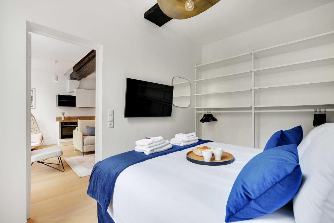 Modern Apartment - 2BR-6P - in Heart of Le Marais 1