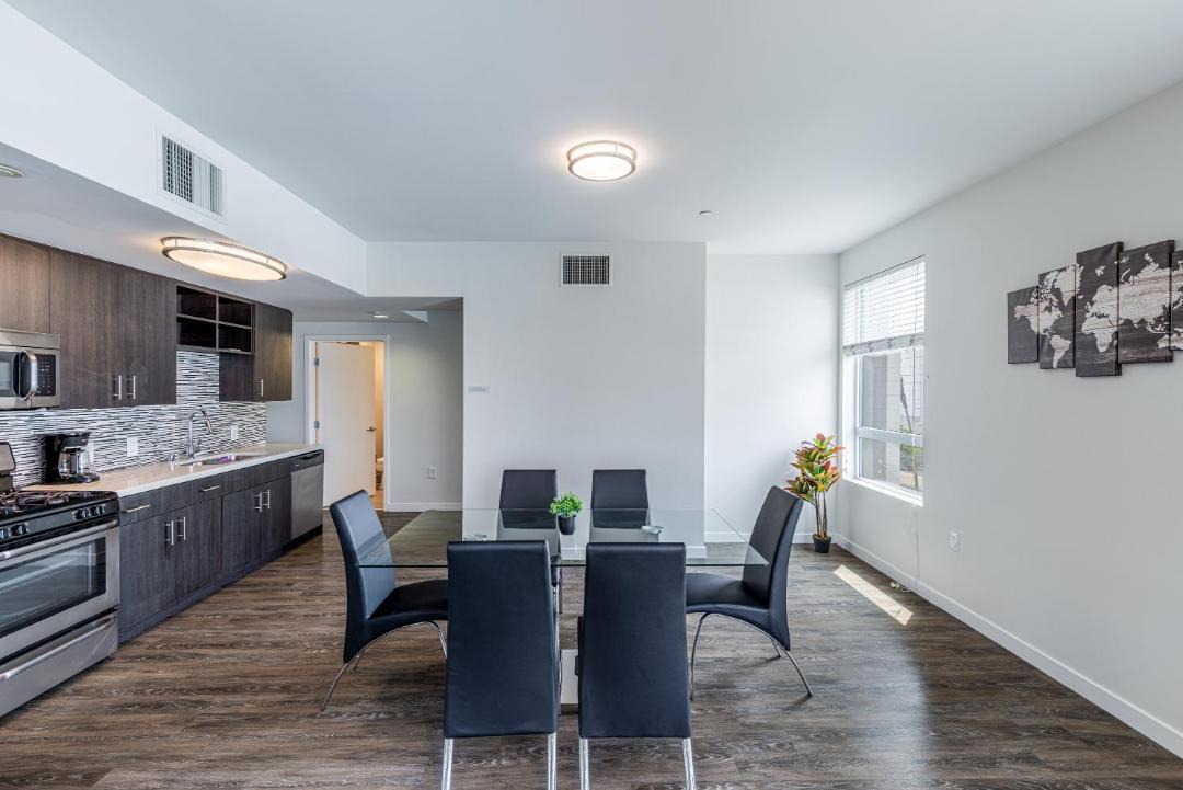 2 Bed 2 Bath X street LA Live, Convention Center, Microsoft Theater 1