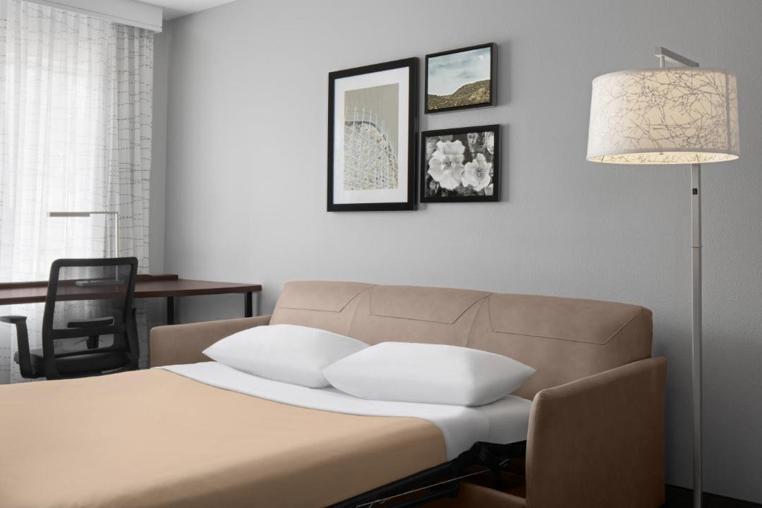 Residence Inn by Marriott Santa Clarita Valencia 1