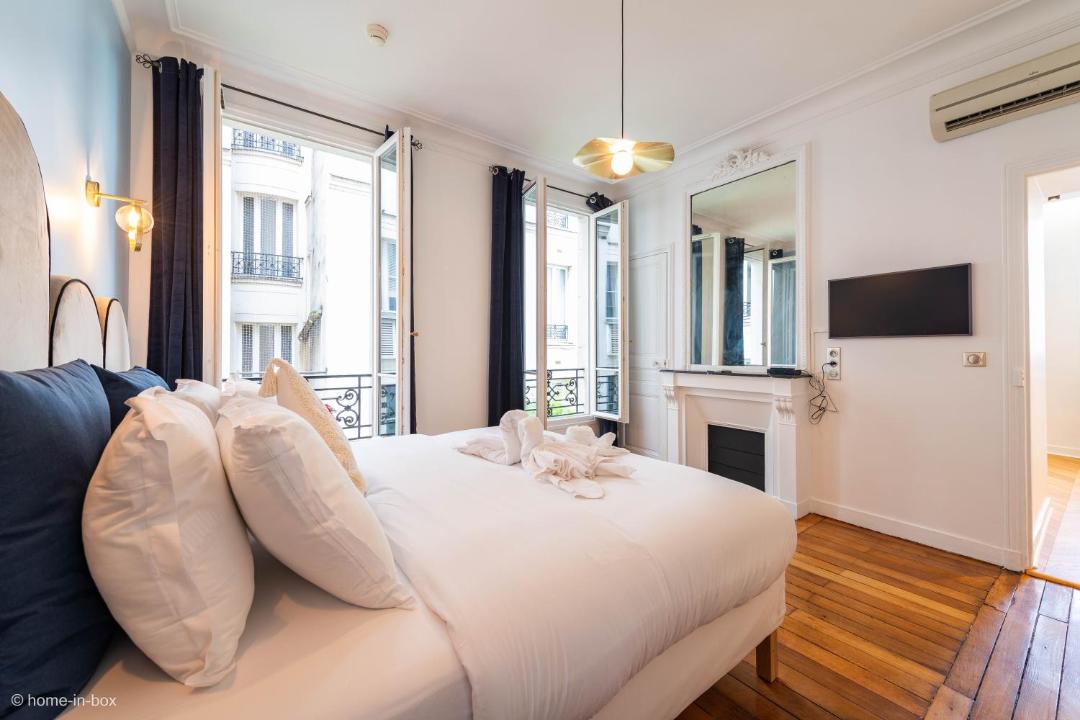 HotelHome Paris 16 1