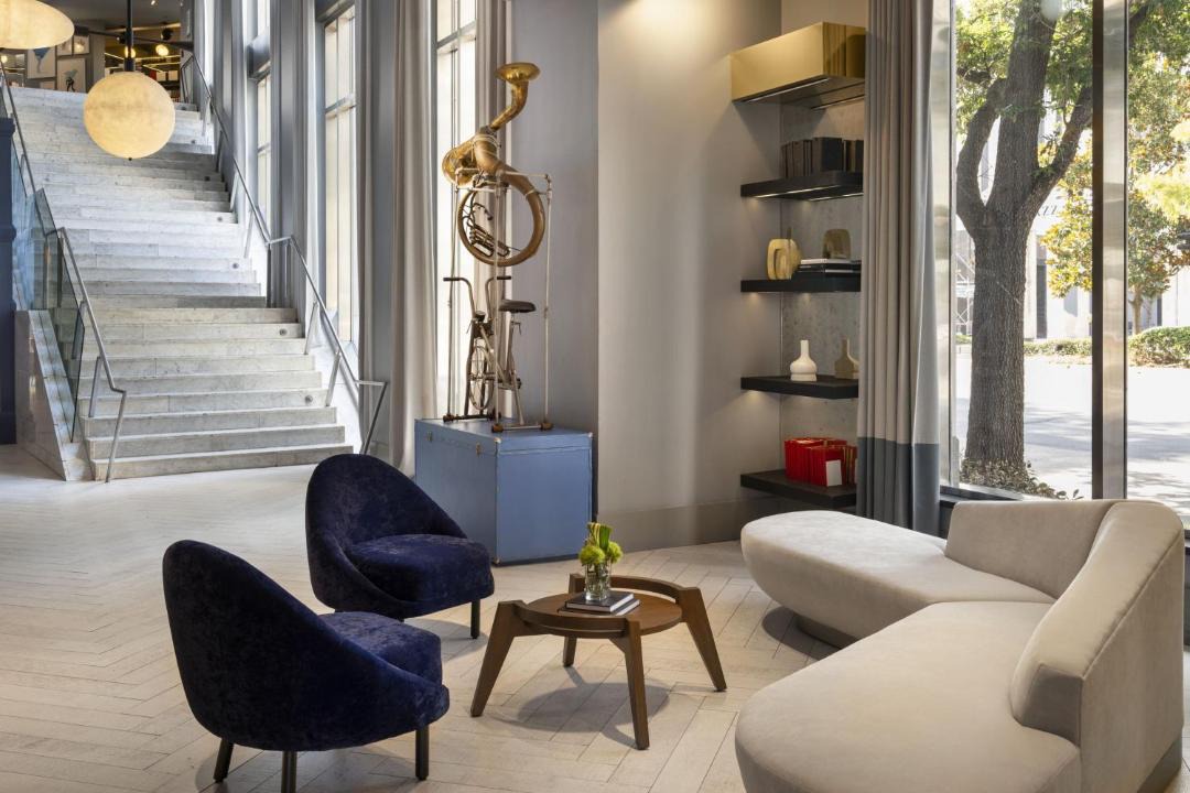 Le Meridien New Orleans 1