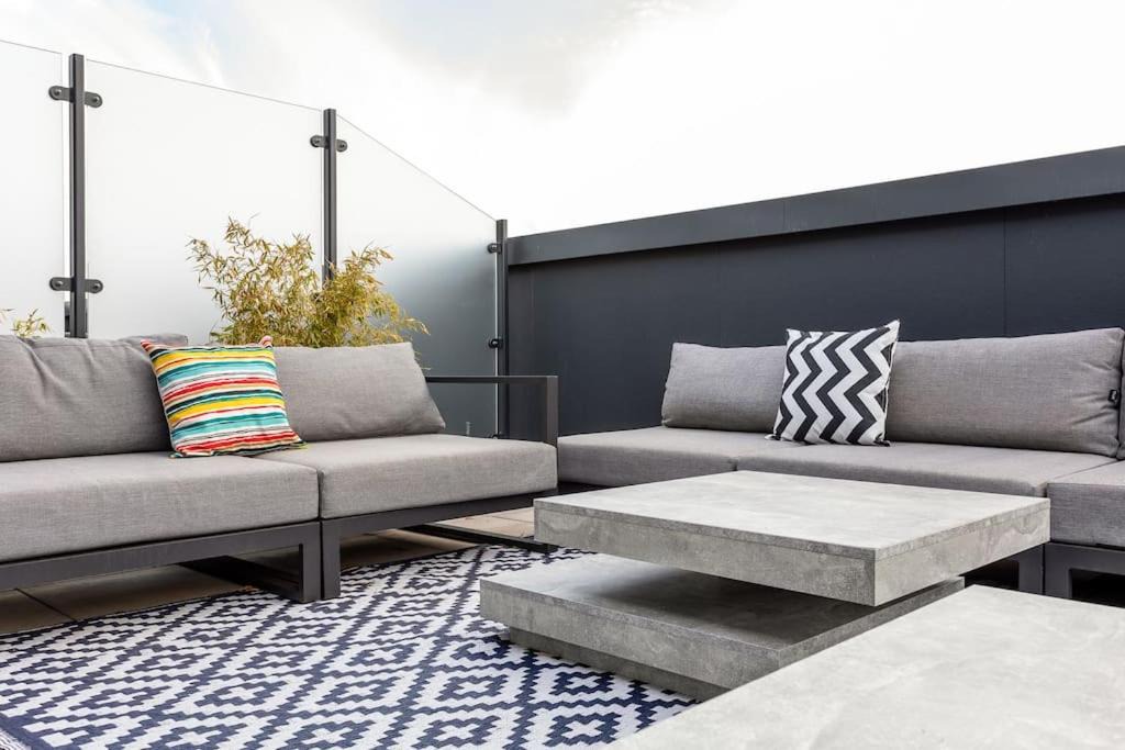 Finsbury Park Penthouse: Luxe City Living 1