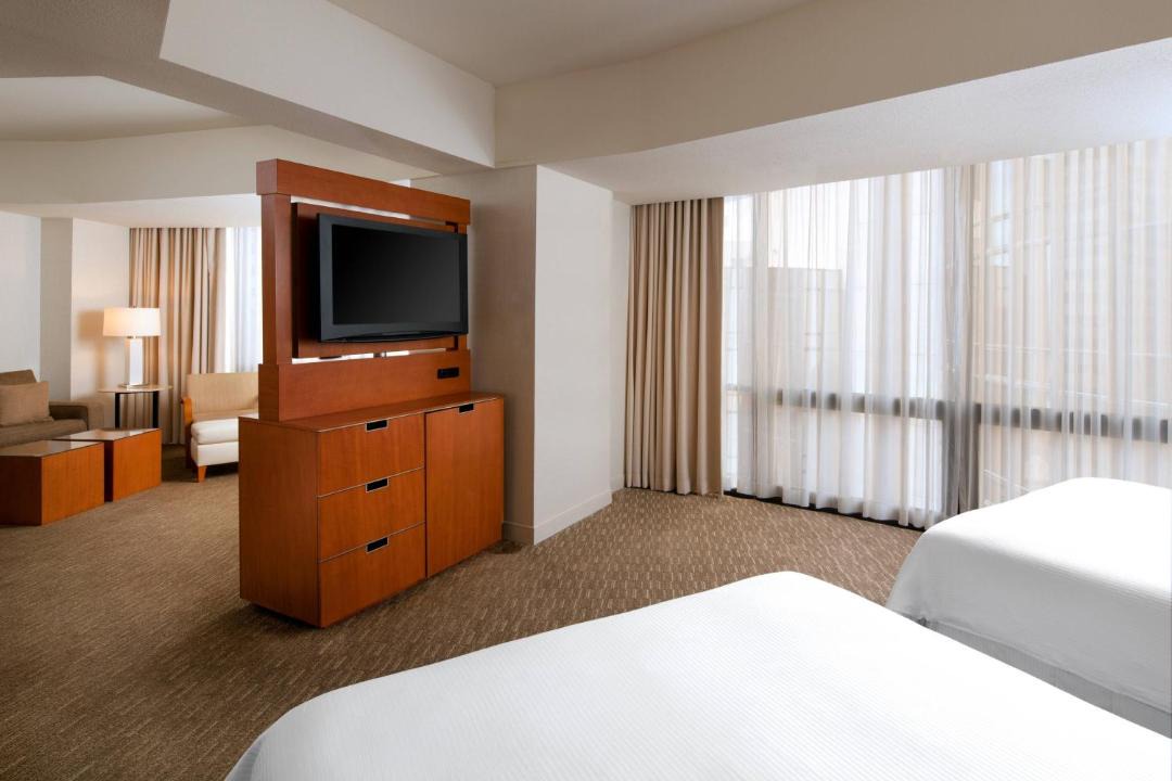 The Westin Bonaventure Hotel & Suites, Los Angeles 1